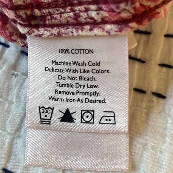 Vintage Eddie Bauer Button-Down, Adjustable Full-Length or 3/4 Sleeve Blouse - Picture 14 of 15